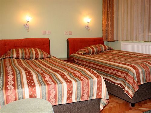 Guest House Breza 프릴레프 외부 사진