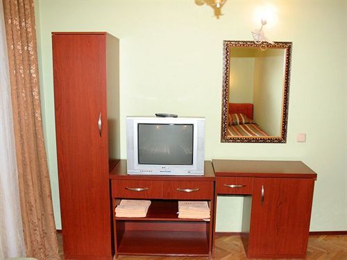 Guest House Breza 프릴레프 외부 사진